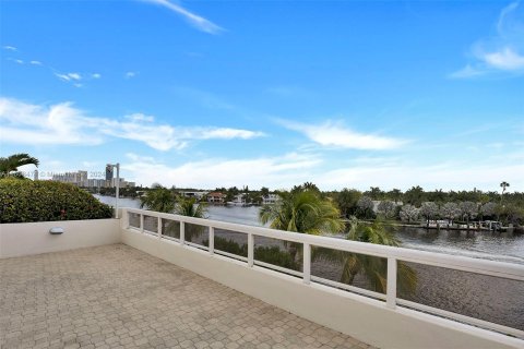 Copropriété à vendre à Aventura, Floride: 2 chambres, 229.47 m2 № 1230095 - photo 30