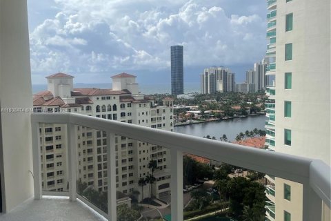 Condominio en venta en Aventura, Florida, 2 dormitorios, 229.47 m2 № 1230095 - foto 16