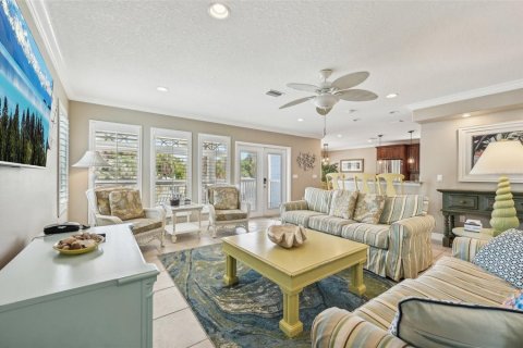 Villa ou maison à vendre à Holmes Beach, Floride: 4 chambres, 194.35 m2 № 1344535 - photo 2