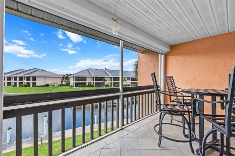 Copropriété à vendre à Punta Gorda, Floride: 2 chambres, 94.02 m2 № 1344569 - photo 21