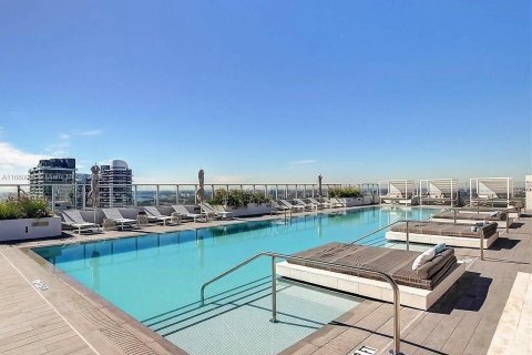 Condominio en venta en Miami, Florida, 2 dormitorios, 102.19 m2 № 1412026 - foto 17