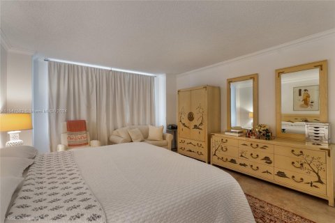 Condominio en venta en Bal Harbour, Florida, 2 dormitorios, 128.95 m2 № 1057712 - foto 9
