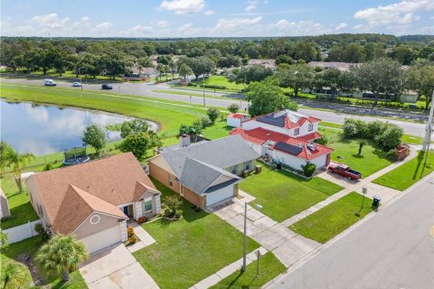 Villa ou maison à vendre à Orlando, Floride: 3 chambres, 116.87 m2 № 1344768 - photo 2