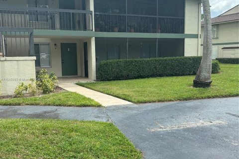 Copropriété à vendre à Jupiter, Floride: 2 chambres, 91.04 m2 № 1332443 - photo 1