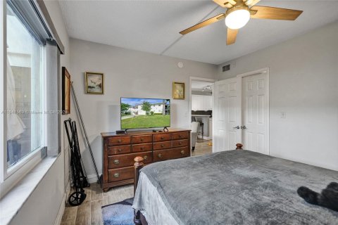 Copropriété à vendre à Pompano Beach, Floride: 2 chambres, 65.5 m2 № 1381569 - photo 21