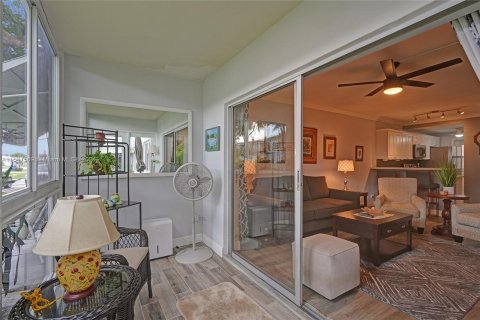 Copropriété à vendre à Pompano Beach, Floride: 2 chambres, 65.5 m2 № 1381569 - photo 29