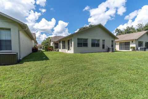 Condo in New Port Richey, Florida, 2 bedrooms  № 1379480 - photo 26