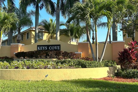 Condo in Homestead, Florida, 3 bedrooms  № 1345097 - photo 16