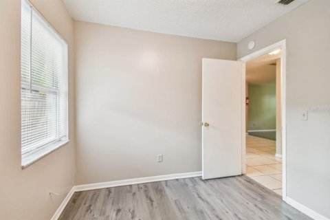 Immobilier commercial à vendre à Tampa, Floride: 6 chambres, 159.33 m2 № 1265143 - photo 18