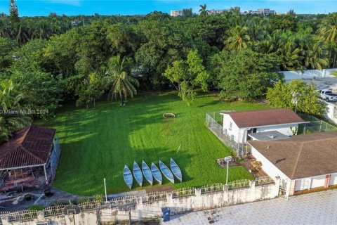 Villa ou maison à vendre à Miami, Floride: 3 chambres, 212.37 m2 № 1402678 - photo 20