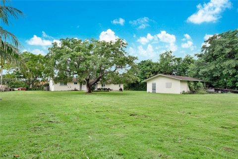 Villa ou maison à vendre à Miami, Floride: 3 chambres, 212.37 m2 № 1402678 - photo 6