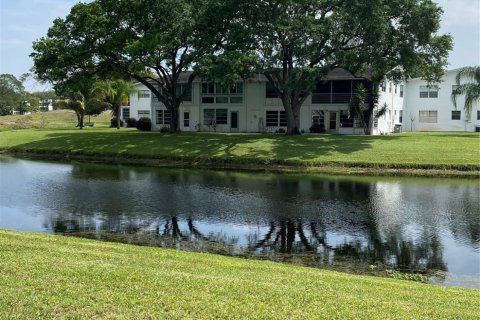 Condo in Deerfield Beach, Florida, 1 bedroom  № 1058877 - photo 4