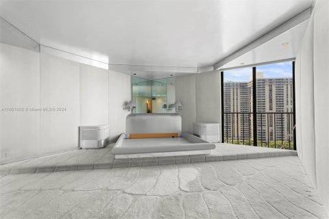 Condo in Aventura, Florida, 2 bedrooms  № 1225157 - photo 9