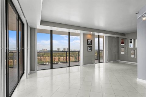 Condo in Aventura, Florida, 2 bedrooms  № 1225157 - photo 6