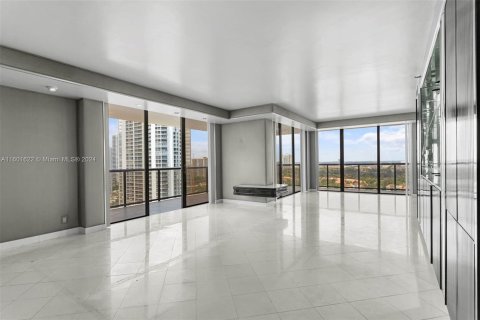 Condo in Aventura, Florida, 2 bedrooms  № 1225157 - photo 5