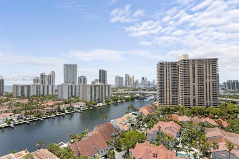 Condo in Aventura, Florida, 2 bedrooms  № 1225157 - photo 20