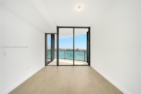 Condominio en venta en Miami Beach, Florida, 2 dormitorios, 126.07 m2 № 1234090 - foto 24