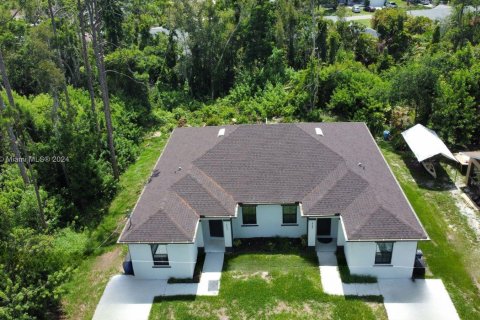 Купить коммерческую недвижимость в Лихай-Эйкерс, Флорида № 1075234 - фото 2
