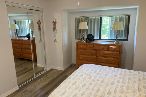 Touwnhouse à vendre à Jensen Beach, Floride: 2 chambres, 117.99 m2 № 1081530 - photo 5