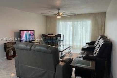 Condominio en venta en North Palm Beach, Florida, 2 dormitorios, 94.2 m2 № 1095730 - foto 11