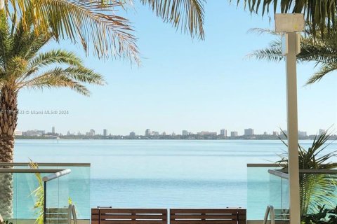 Copropriété à vendre à Miami, Floride: 2 chambres, 107.95 m2 № 1357004 - photo 30