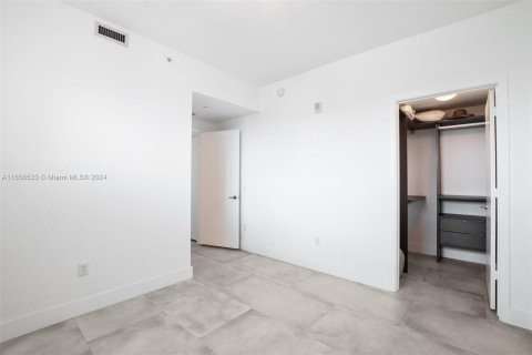 Copropriété à vendre à Miami, Floride: 2 chambres, 107.95 m2 № 1357004 - photo 16