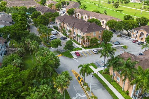 Condo in Hialeah, Florida, 2 bedrooms  № 1357054 - photo 27