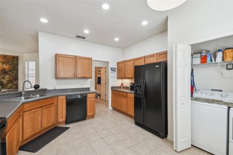 Villa ou maison à vendre à Kissimmee, Floride: 2 chambres, 116.87 m2 № 1322972 - photo 14