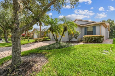 Villa ou maison à vendre à Kissimmee, Floride: 2 chambres, 116.87 m2 № 1322972 - photo 3