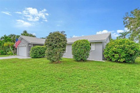 House in Nokomis, Florida 3 bedrooms, 187.29 sq.m. № 1392253 - photo 9