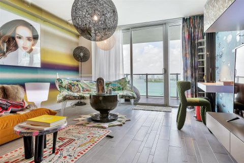 Condo in Miami Beach, Florida, 1 bedroom  № 1020034 - photo 22