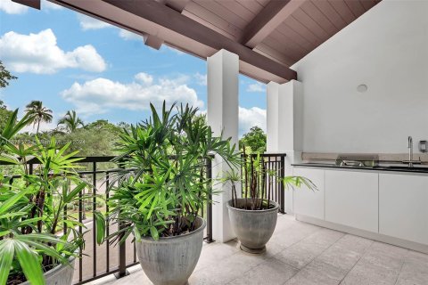 Condominio en venta en Coral Gables, Florida, 4 dormitorios, 216.18 m2 № 1409062 - foto 7