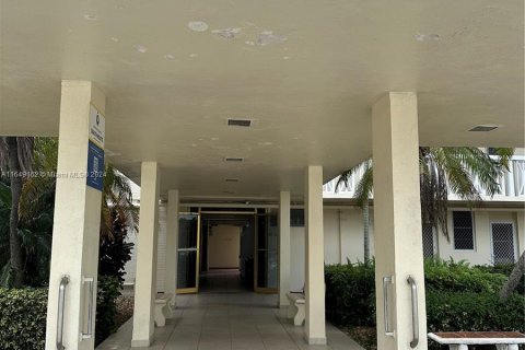 Copropriété à vendre à Aventura, Floride: 1 chambre, 71.35 m2 № 1331730 - photo 5