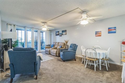 Condo in Punta Gorda, Florida, 2 bedrooms  № 1353992 - photo 11