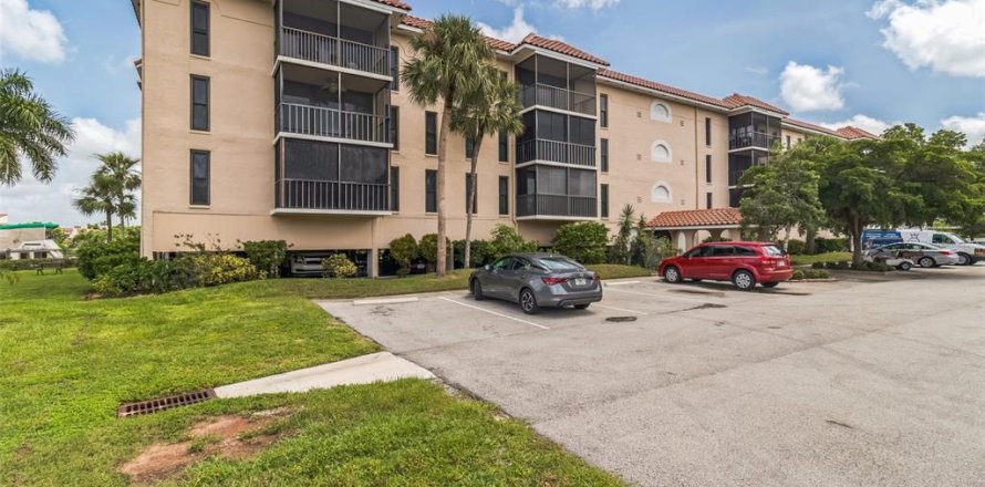 Condo à Punta Gorda, Floride, 2 chambres  № 1353992