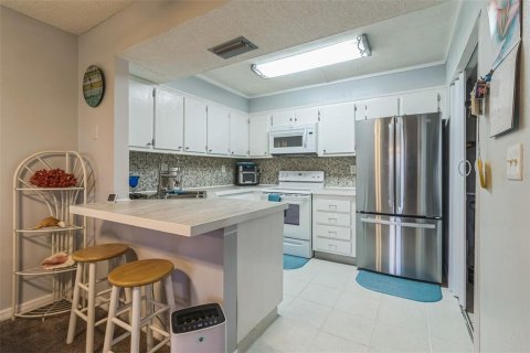 Condo in Punta Gorda, Florida, 2 bedrooms  № 1353992 - photo 7