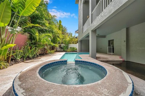 Casa en venta en Tierra Verde, Florida, 6 dormitorios, 542.36 m2 № 1400577 - foto 18