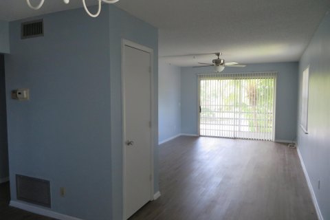 Condominio en venta en Vero Beach, Florida, 2 dormitorios, 92.9 m2 № 1077736 - foto 26