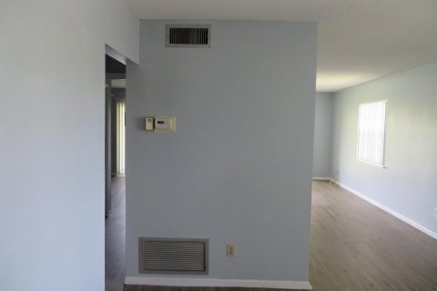 Condominio en venta en Vero Beach, Florida, 2 dormitorios, 92.9 m2 № 1077736 - foto 20