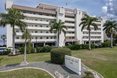 Condominio en venta en Punta Gorda, Florida, 2 dormitorios, 91.79 m2 № 1390184 - foto 2