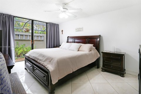 Adosado en venta en Pembroke Pines, Florida, 3 dormitorios, 122.91 m2 № 1241113 - foto 25