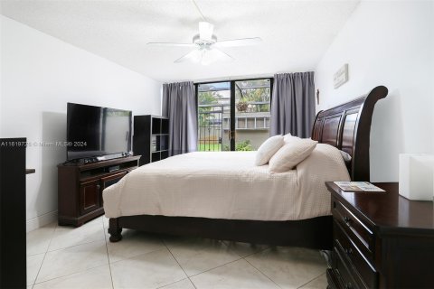 Adosado en venta en Pembroke Pines, Florida, 3 dormitorios, 122.91 m2 № 1241113 - foto 12