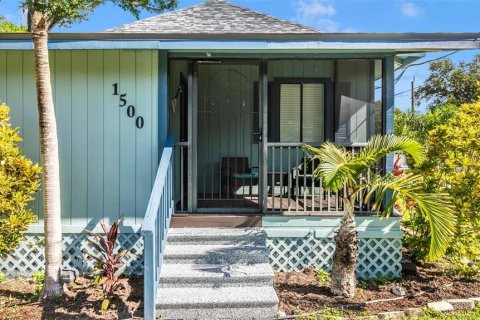 Villa ou maison à louer à Palmetto, Floride: 3 chambres, 110.74 m2 № 1352295 - photo 2