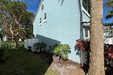 Touwnhouse à vendre à Boca Raton, Floride: 2 chambres, 95.13 m2 № 1022430 - photo 9