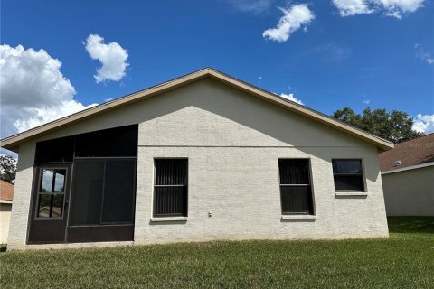 Villa ou maison à vendre à Spring Hill, Floride: 2 chambres, 137.22 m2 № 1347327 - photo 2