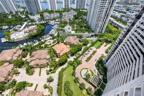 Condominio en venta en Aventura, Florida, 3 dormitorios, 174.66 m2 № 1293576 - foto 29