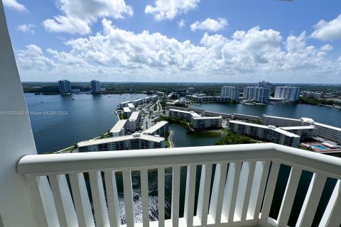 Condominio en venta en Aventura, Florida, 3 dormitorios, 174.66 m2 № 1293576 - foto 5