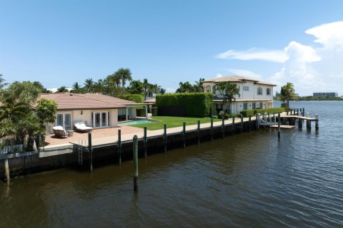 Villa ou maison à vendre à Lake Worth, Floride: 7 chambres, 774.15 m2 № 1036008 - photo 12