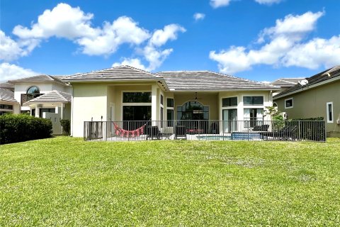 House in Boynton Beach, Florida 4 bedrooms, 296.27 sq.m. № 1072614 - photo 18