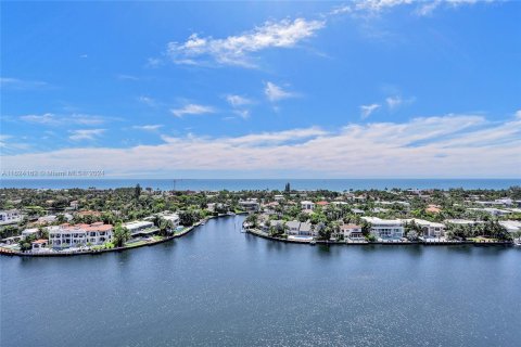 Copropriété à vendre à Aventura, Floride: 3 chambres, 220.18 m2 № 1281457 - photo 6